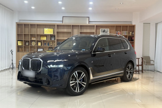 宝马X7 2023款 xDrive40i 尊享型M运动套装
