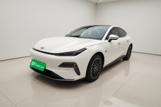 吉利银河 银河星耀8 2025款 130km EM-i 尊享版