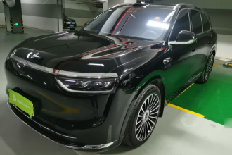 鸿蒙智行 问界M8 2025款 增程 Max+版 53.4kWh 6座版 (192线激光雷达）