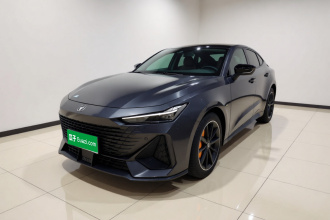 长安UNI-V 2023款 1.5T 尊贵型