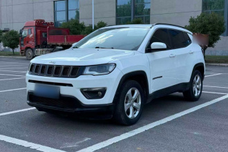 Jeep 指南者 2017款 200T 自动家享版