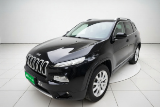 Jeep 自由光 2017款 2.4L 专业智能版