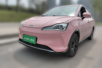 哪吒汽车 哪吒V 2022款 潮 400 Lite 粉色定制款