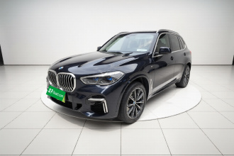 宝马X5 2022款 xDrive 30Li 尊享型M运动套装