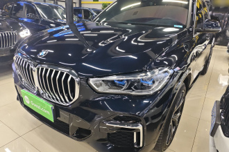 宝马X5 2022款 改款 xDrive 40Li M运动套装