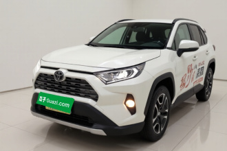 丰田 RAV4荣放 2021款 2.0L CVT四驱尊贵版