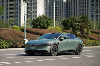 极氪007 2025款 长续航后驱智驾版 100kWh