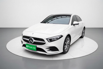 奔驰A级 2019款 改款 A 200 L 运动轿车