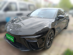 哪吒汽车 哪吒S 2022款 增程版 1160km 后驱小版