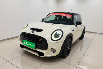 MINI 2019款 2.0T COOPER S 经典派