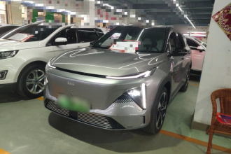 吉利银河 银河L7 2023款 1.5T 115km 星舰