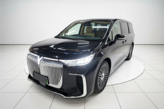 岚图汽车 岚图梦想家 2025款 PHEV 四驱旗舰鲲鹏版