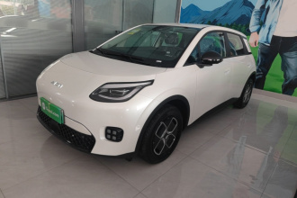 埃安 AION UT 2025款 330星耀版