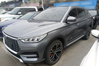 比亚迪 宋PLUS 2020款 1.5T 自动旗舰型