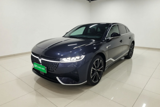 岚图汽车 岚图追光 2024款 PHEV 四驱超长续航旗舰版