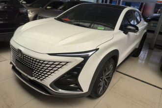 长安UNI-T 2022款 1.5T 尊贵型