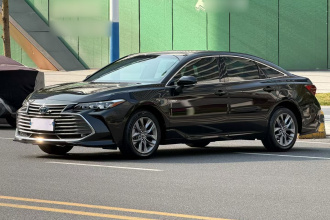 丰田 亚洲龙 2019款 双擎 2.5L 豪华版 国VI