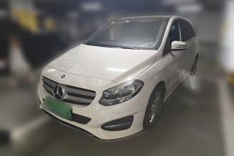 奔驰B级 2015款 B 200 动感型