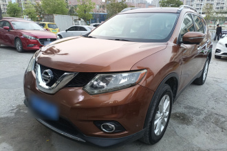 日产 奇骏 2014款 2.5L CVT豪华版 4WD