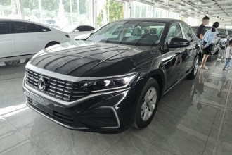 大众 帕萨特新能源 2025款 430PHEV 混动商务版