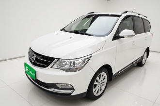 宝骏730 2016款 1.5L 手动舒适型 7座 国V