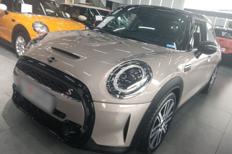 MINI 2023款 2.0T COOPER S 艺术家 五门版