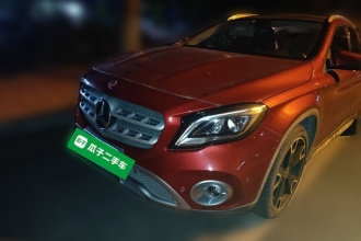 奔驰GLA 2017款 GLA 220 4MATIC 时尚型