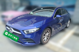 奔驰A级 2020款 改款 A 200 L 运动轿车时尚型