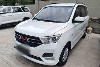 五菱汽车 五菱宏光 2021款 1.5L S舒适型LAR