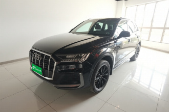 奥迪Q7 2021款 55 TFSI quattro S line运动型