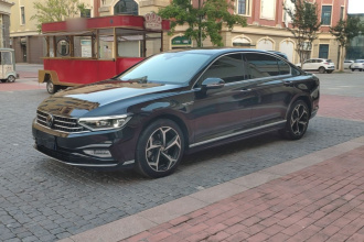大众 迈腾 2023款 200万辆纪念版 330TSI DSG豪华型