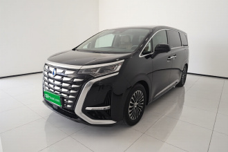 腾势D9 2022款 DM-i 970 四驱旗舰型