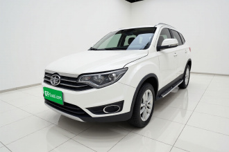 一汽 森雅R7 2017款 1.6L 手动时尚型