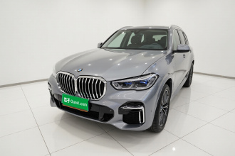 宝马X5 2022款 改款 xDrive 30Li 尊享型M运动套装