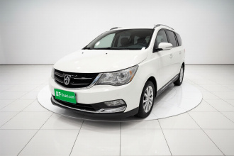 宝骏730 2016款 1.5L 手动舒适型 7座 国V