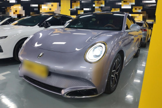 欧拉闪电猫 2022款 555km 尊贵版