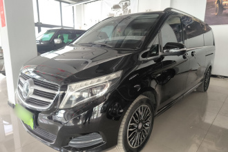 奔驰V级 2018款 V 260 L 尊贵加长版 国VI