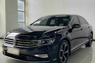 大众 迈腾 2023款 200万辆纪念版 330TSI DSG豪华型