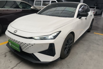 长安UNI-V 2024款 1.5T 尊贵型