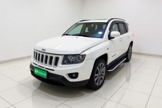Jeep 指南者(进口) 2014款 改款 2.0L 两驱精英版