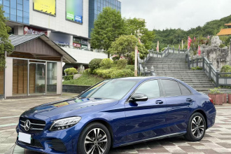 奔驰C级 2019款 C 260 运动版