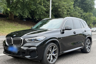 宝马X5(进口) 2021款 xDrive40i 尊享型 M运动套装
