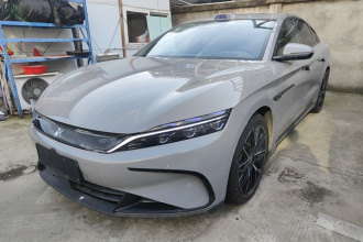 比亚迪 汉 2025款 DM-i 智驾版 125KM尊荣型