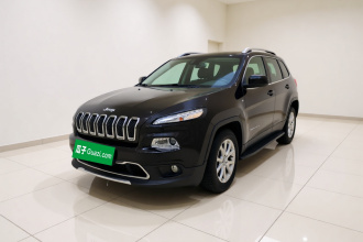 Jeep 自由光 2019款 2.0L 两驱典尚版 国V