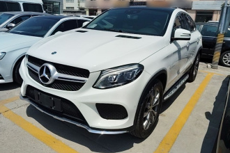奔驰GLE轿跑 2017款 GLE 400 4MATIC 轿跑SUV