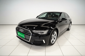 奥迪A6L 2022款 45 TFSI quattro 臻选动感型