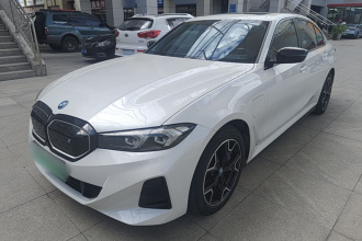宝马i3 2024款 eDrive 40 L 曜夜套装
