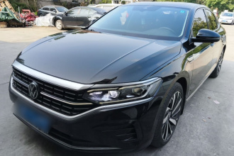 大众 帕萨特 2023款 改款 330TSI 豪华版