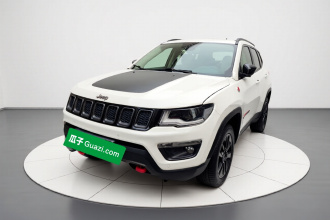 Jeep 指南者 2017款 200TS 自动高性能四驱版