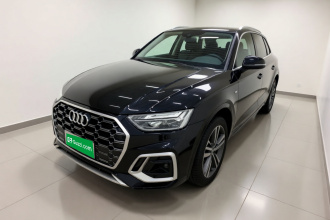 奥迪Q5L 2022款 改款 40T 豪华动感型
